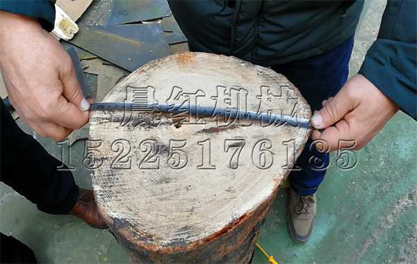 江苏的1500大型木材粉碎机试机